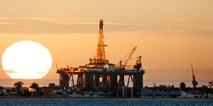 OilRig-SunDown-360x180