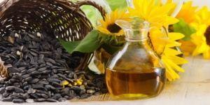 SunflowerOil-Seeds-1900x950